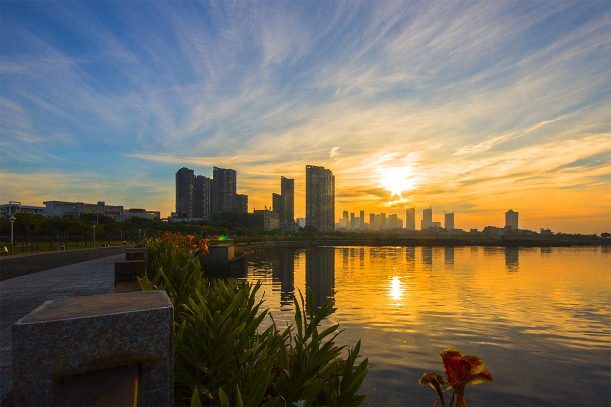 1-200G2153145Z7.jpg 1-200G2153145Z7.jpg